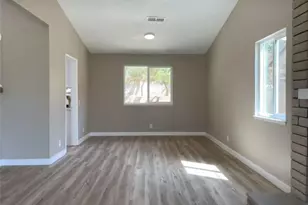 43856 Windsor Pl, Lancaster, CA 93536 - Photo 11