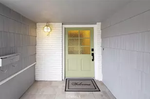 22201 Schoolcraft, Canoga Park, CA 91303 - Photo 7