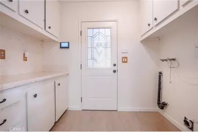 11018 Woodley, Granada Hills, CA 91344 - Photo 13