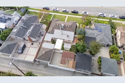 11018 Woodley, Granada Hills, CA 91344 - Photo 39