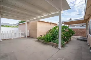 11018 Woodley, Granada Hills, CA 91344 - Photo 33