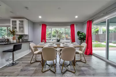 3212 W Valley Heart Drive, Burbank, CA 91505 - Photo 9