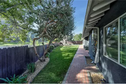 3212 W Valley Heart Drive, Burbank, CA 91505 - Photo 31