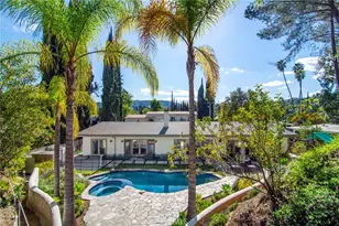 4676 Arriba Dr, Tarzana, CA 91356 - Photo 37