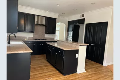 10662 Chiquita Street, Studio City, CA 91602 - Photo 17