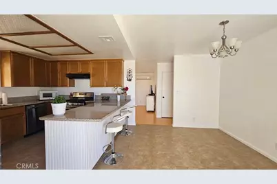 10409 Redwood, California City, CA 93505 - Photo 11