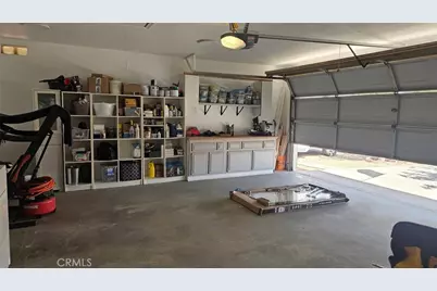 10409 Redwood, California City, CA 93505 - Photo 15