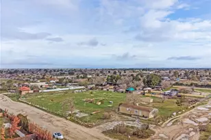 9175 E Ave S 4, Littlerock, CA 93543 - Photo 39