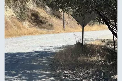22111 Elizabeth, Sonora, CA 95370 - Photo 3