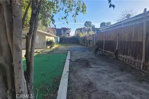 19538 Leadwell, Reseda, CA 91335 - Photo 7