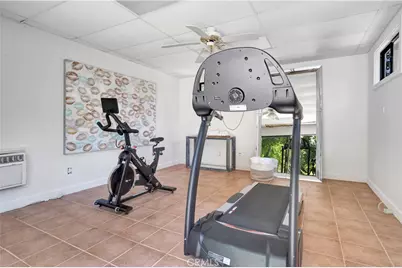 4830 Hasekian Drive, Tarzana, CA 91356 - Photo 15