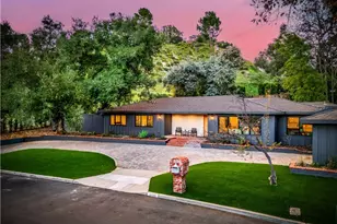 4830 Hasekian Dr, Tarzana, CA 91356 - Photo 17