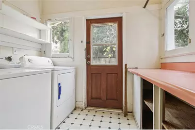 838 Lorraine, Los Angeles, CA 90005 - Photo 15