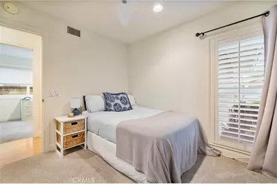 21633 Turmeric Court, Saugus, CA 91350 - Photo 35