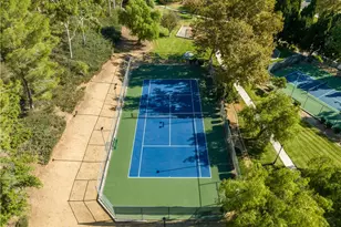 21633 Turmeric Ct, Saugus, CA 91350 - Photo 67