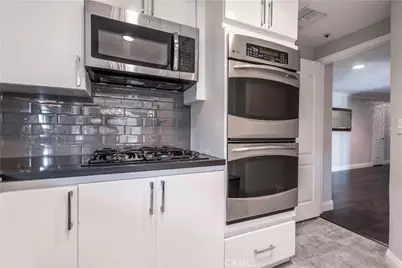 11855 Goshen Avenue #101, Los Angeles, CA 90049 - Photo 17