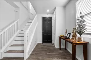 19904 Holly Dr, Saugus, CA 91350 - Photo 3