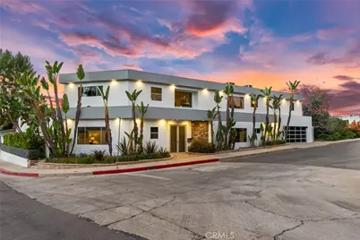 11527 Dona Dolores, Studio City, CA 91604 - Photo 3