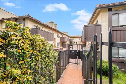 112 N Avenue 66 #4, Los Angeles, CA 90042 - Photo 23