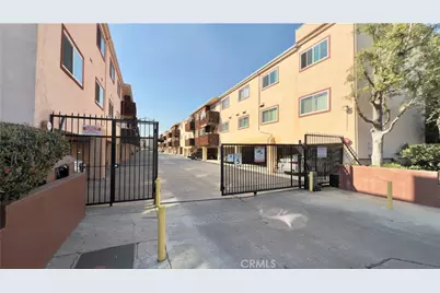 5403 Newcastle Avenue #64, Encino, CA 91316 - Photo 39