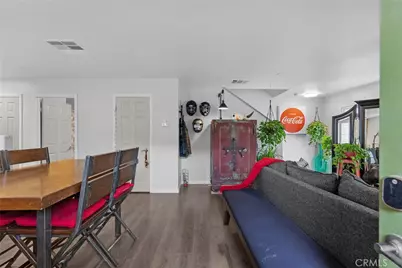 26146 Gravett Place, Saugus, CA 91350 - Photo 5