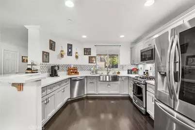 13204 Alta Vista Way, Sylmar, CA 91342 - Photo 9