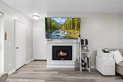 26926 Flo Lane #419, Canyon Country, CA 91351 - Photo 3