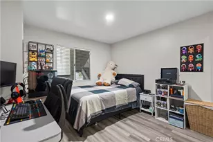 26926 Flo Ln, Canyon Country, CA 91351 - Photo 13