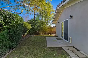 23549 Via Plata, Valencia, CA 91355 - Photo 27