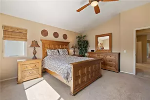 32241 Big Oak Ln, Castaic, CA 91384 - Photo 7