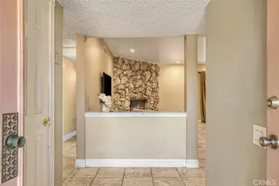 7777 Greenbush Avenue, Panorama City, CA 91402 - Photo 9