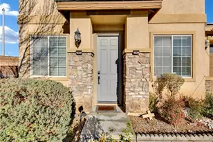 1429 Wellington Dr, Palmdale, CA 93551 - Photo 3