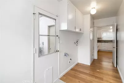 9827 Lasaine, Northridge, CA 91325 - Photo 17