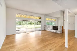 9827 Lasaine, Northridge, CA 91325 - Photo 3