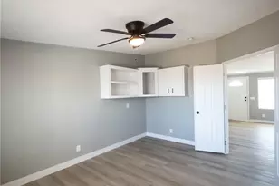 8925 Oleander, California City, CA 93505 - Photo 21