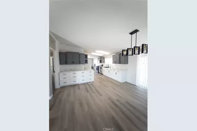 8925 Oleander, California City, CA 93505 - Photo 11