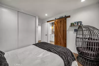 22661 Cavalier, Woodland Hills, CA 91364 - Photo 23