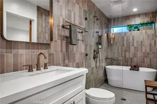 22661 Cavalier, Woodland Hills, CA 91364 - Photo 25