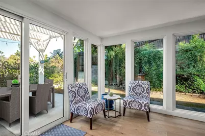 22661 Cavalier, Woodland Hills, CA 91364 - Photo 17