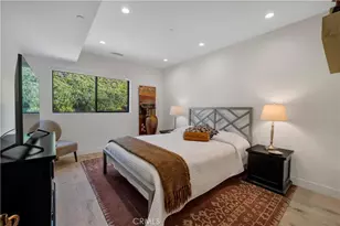 4326 Coronet Dr, Encino, CA 91316 - Photo 19