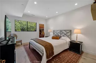 4326 Coronet Dr, Encino, CA 91316 - Photo 21