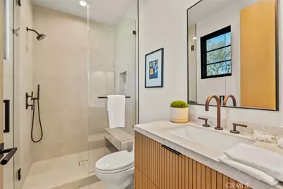 4245 Bellaire Ave, Studio City, CA 91604 - Photo 19