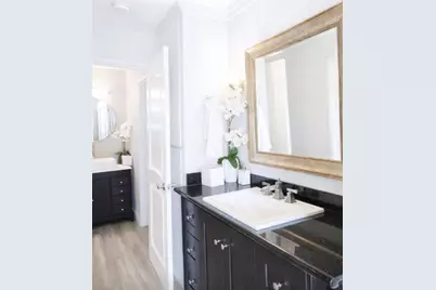 10747 Wilshire Boulevard #1305, Los Angeles, CA 90024 - Photo 31