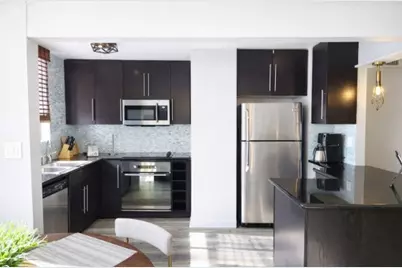 10747 Wilshire Boulevard #1305, Los Angeles, CA 90024 - Photo 11