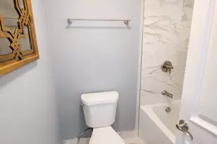 10747 Wilshire Blvd, Los Angeles, CA 90024 - Photo 33