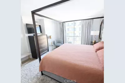10747 Wilshire Boulevard #1305, Los Angeles, CA 90024 - Photo 37