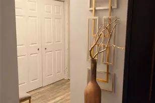 10747 Wilshire Blvd, Los Angeles, CA 90024 - Photo 25