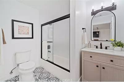 1637 Alvarado Street, Los Angeles, CA 90026 - Photo 9