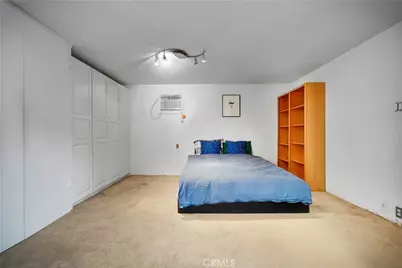 15022 Sylvan Street, Van Nuys, CA 91411 - Photo 41