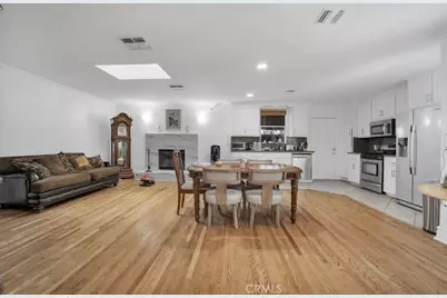 7113 Encino Avenue, Lake Balboa, CA 91406 - Photo 5